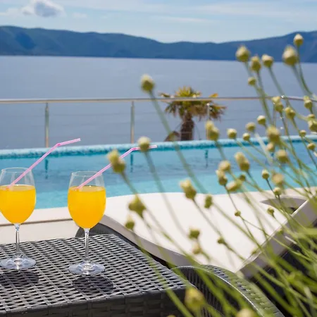 Natura - Infinity Pool, Magical Nature And View, Complete Privacy - By Traveler Tourist Agency Id 2136 Krk Town