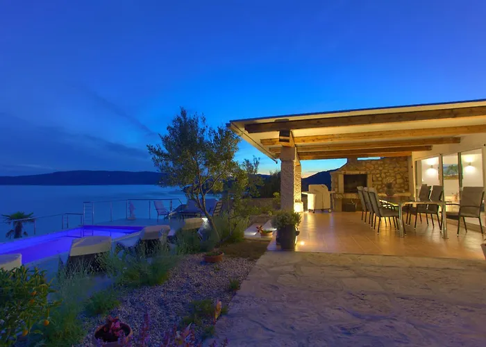 Villa Natura - Infinity Pool, Magical Nature And View, Complete Privacy - By Traveler Tourist Agency Id 2136 Krk Town