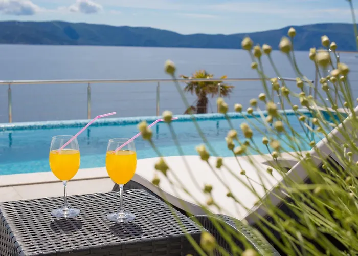 Natura - Infinity Pool, Magical Nature And View, Complete Privacy - By Traveler Tourist Agency Id 2136 Krk Town