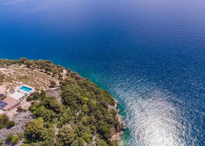 Villa Natura - Infinity Pool, Magical Nature And View, Complete Privacy - By Traveler Tourist Agency Id 2136 *