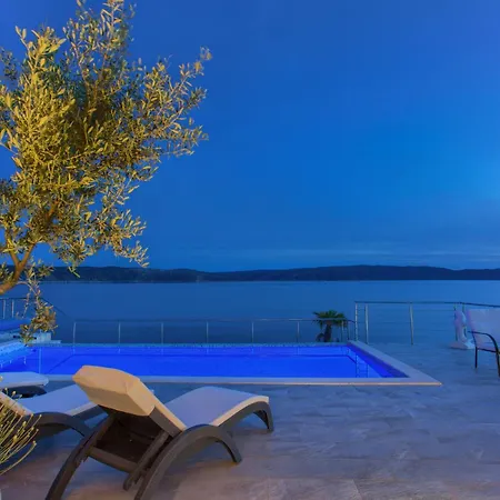 Natura - Infinity Pool, Magical Nature And View, Complete Privacy - By Traveler Tourist Agency Id 2136 Krk Town