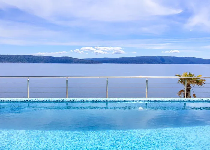 Natura - Infinity Pool, Magical Nature And View, Complete Privacy - By Traveler Tourist Agency Id 2136